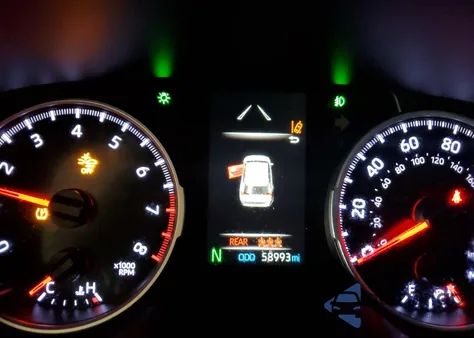 2020 Toyota Rav4 Xle z USA, uszkodzony, nr VIN 2T3P1RFV8LC109231